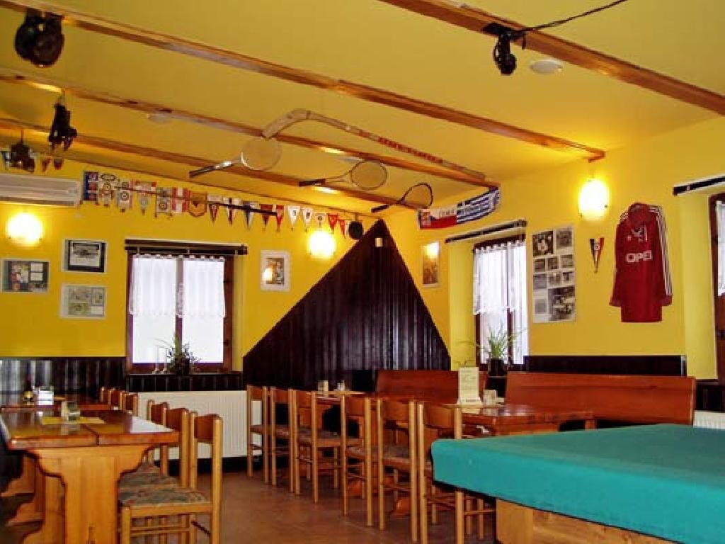 Restaurace A Penzion U Vladaru Mikulášovice Extérieur photo